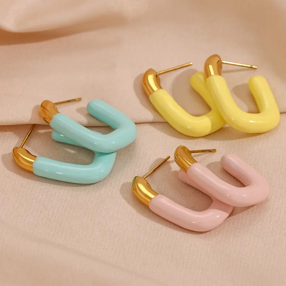 Enamel Oval Hoop Earrings in Vermeil