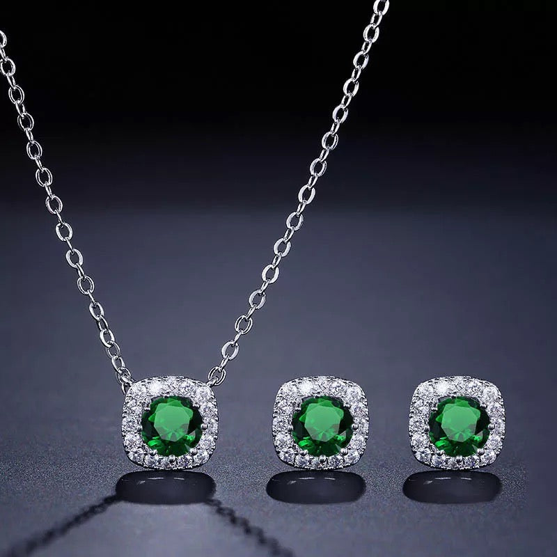 Necklace and Stud Earrings Set in Green Cubic Zirconia