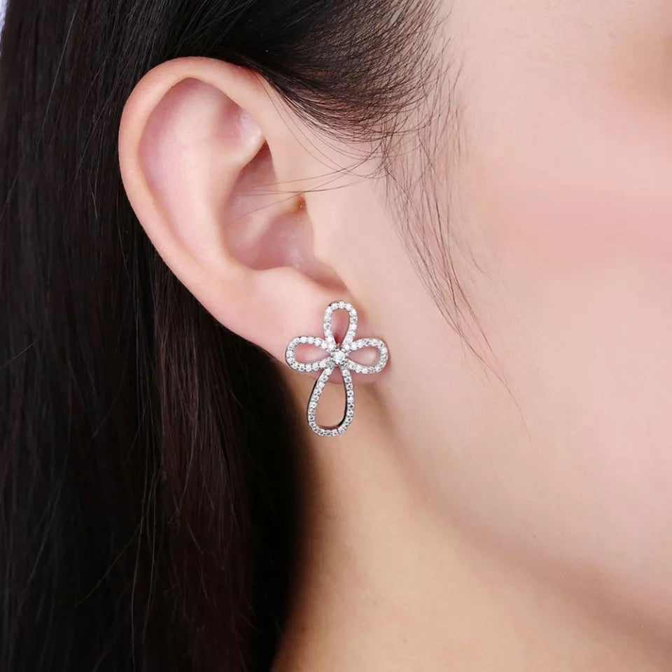 Twisted Cross Stud Earrings