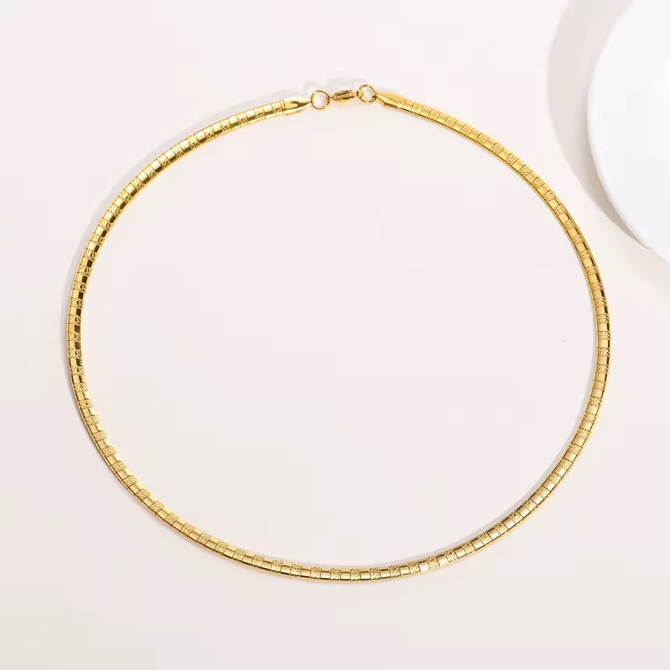 Geometric Collar Necklace in Gold Vermeil