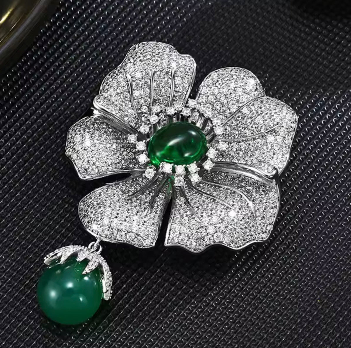 Green Aventurine Drop Flower Brooch