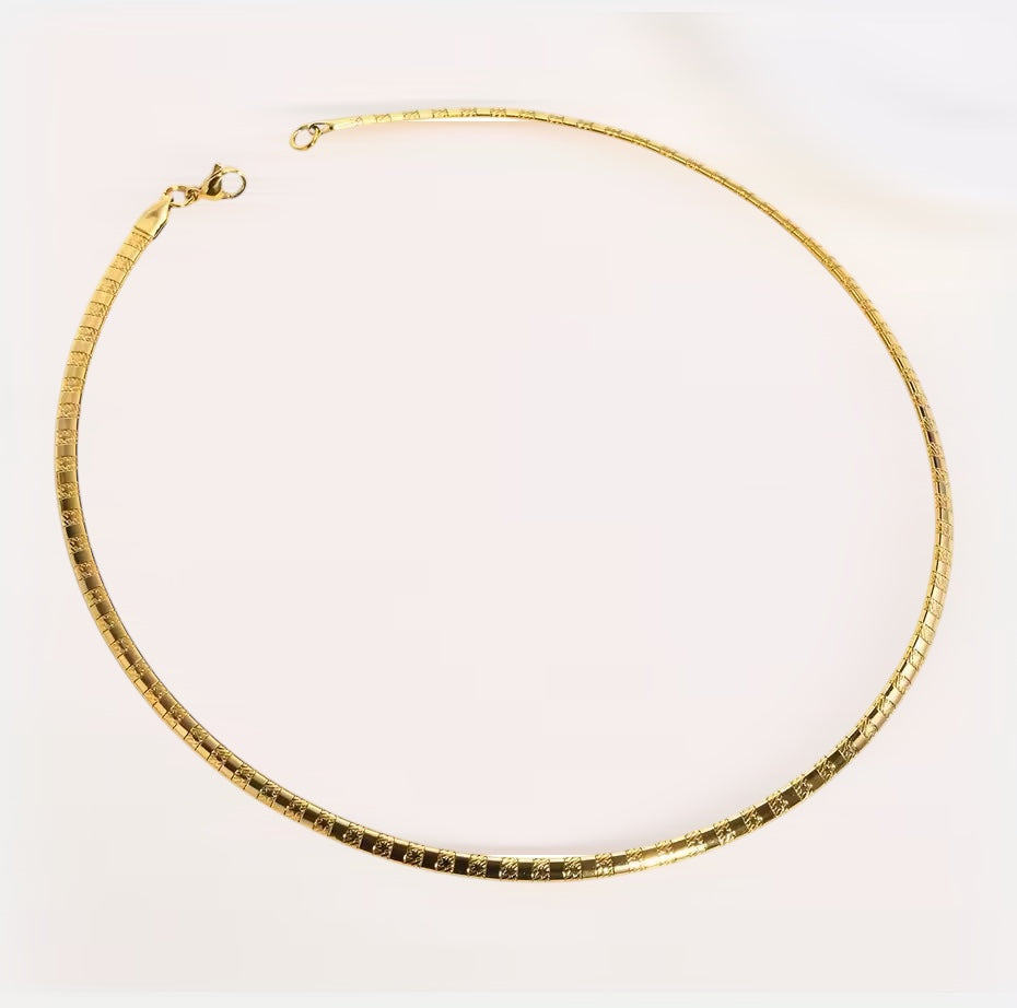 Geometric Collar Necklace in Gold Vermeil
